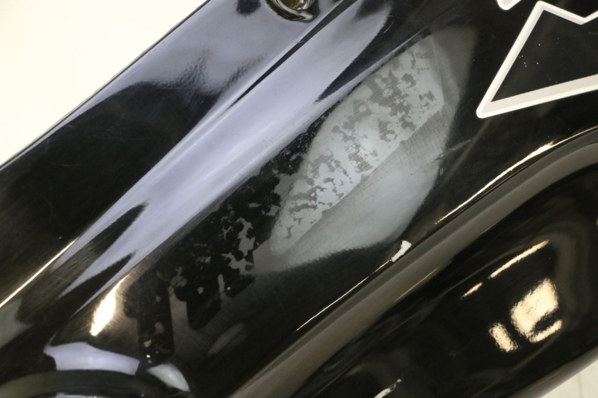 photo de REAR RIGHT PANEL PIAGGIO TYPHOON 50 (2000 - 2009) - Fixing points details