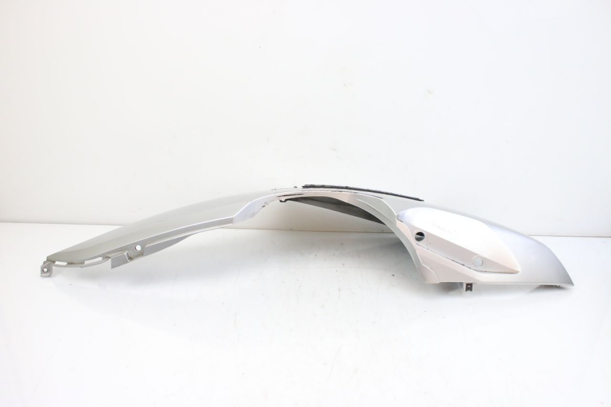 photo de RIGHT REAR SIDE PANEL SUZUKI UH BURGMAN 125 (2002 - 2006) - Zoom on usage condition
