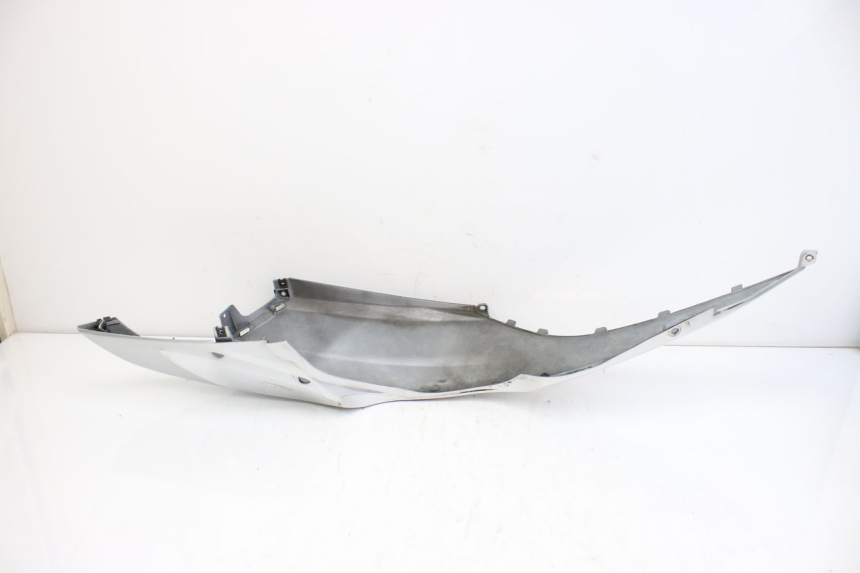 photo de RIGHT REAR SIDE PANEL SUZUKI UH BURGMAN 125 (2002 - 2006) - Product overview