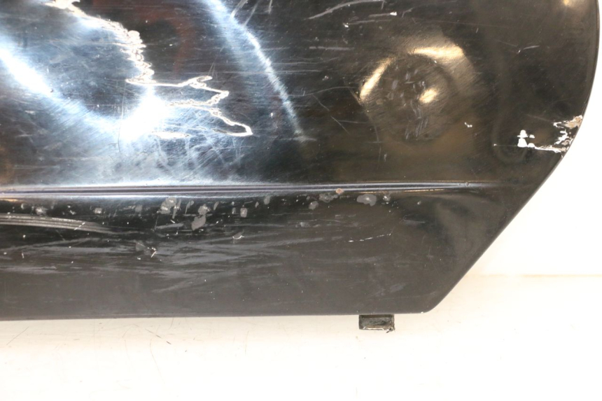 photo de REAR RIGHT PANEL PIAGGIO VESPA PK FL 2T 50 (1990 - 1996) - Distinctive features