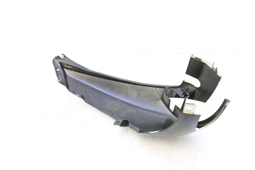 photo de REAR RIGHT PANEL PEUGEOT VIVACITY 50 (1998 - 2003) - Zoom on usage condition