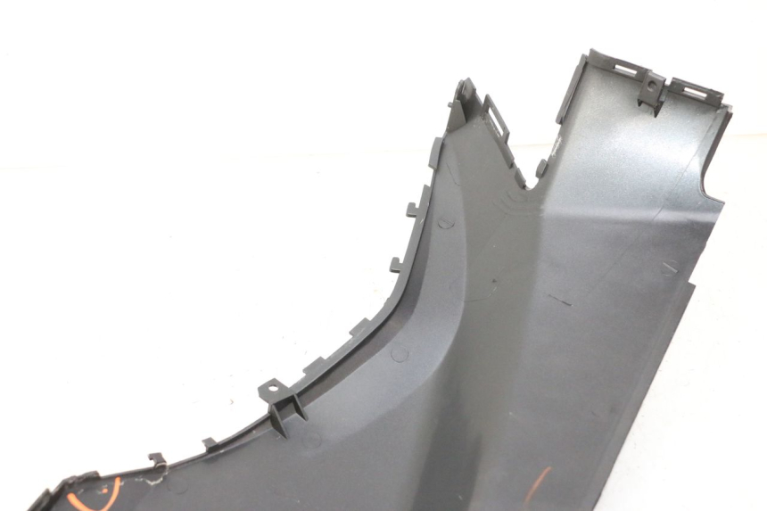 photo de REAR RIGHT PANEL MBK WAAP 125 (2008 - 2013) - Component detail