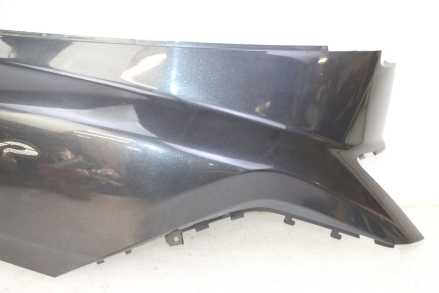 photo de REAR RIGHT PANEL MBK WAAP 125 (2008 - 2013) - Detailed visual inspection
