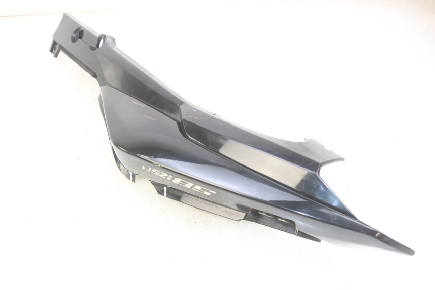 photo de RIGHT REAR SIDE PANEL SYM WOLF SB 125 (2011 - 2018) - Product overview