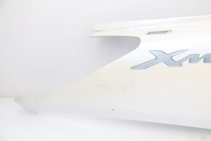 photo de RIGHT REAR SIDE PANEL YAMAHA XMAX X-MAX 125 (2006 - 2009) - Additional view of the item