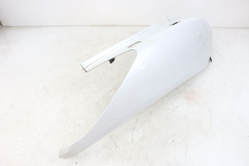 photo de RIGHT REAR SIDE PANEL YAMAHA X-MAX XMAX 250 (2006 - 2009) - Fixing points details
