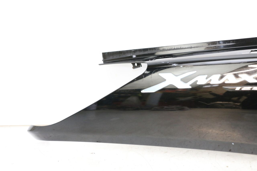 photo de RIGHT REAR SIDE PANEL YAMAHA XMAX X-MAX 125 (2006 - 2009) - Distinctive features