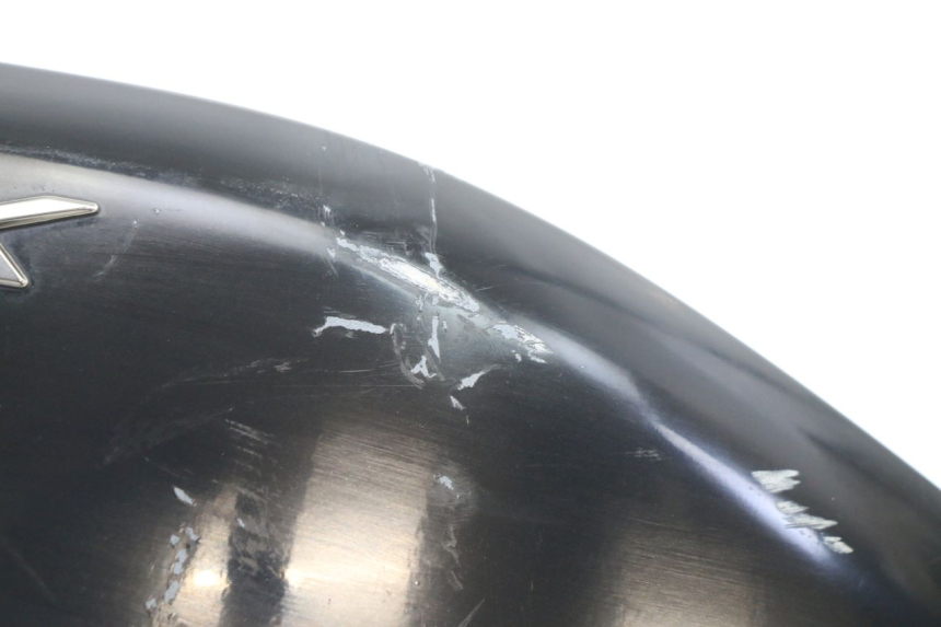 photo de REAR RIGHT PANEL YAMAHA X-MAX XMAX 125 (2010 - 2013) - Surface and material condition