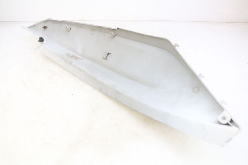 photo de RIGHT REAR SIDE PANEL KYMCO X-TOWN XTOWN 125 (2016 - 2021) - Alternative perspective