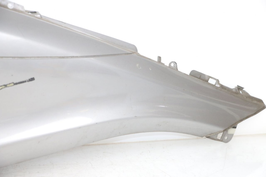 photo de REAR RIGHT PANEL PIAGGIO X10 125 (2012 - 2017) - Component zoom