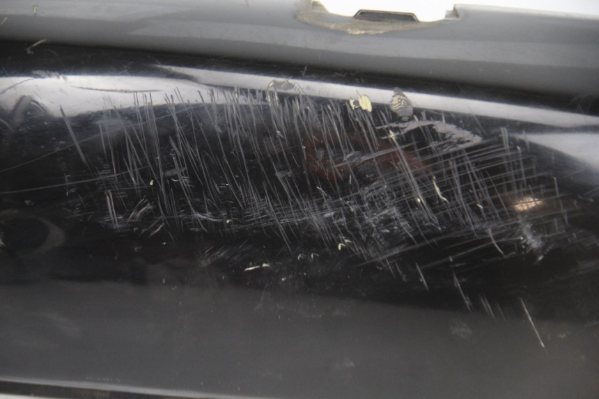 photo de RIGHT REAR SIDE PANEL PIAGGIO X9 EVOLUTION 125 (2003 - 2007) - Alternative perspective