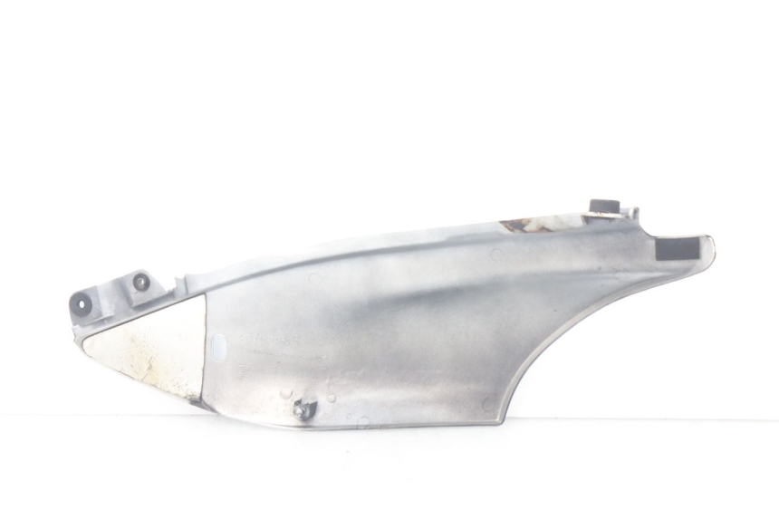 photo de RIGHT REAR SIDE PANEL SUZUKI XF FREEWIND 650 (1997 - 2003) - Component detail