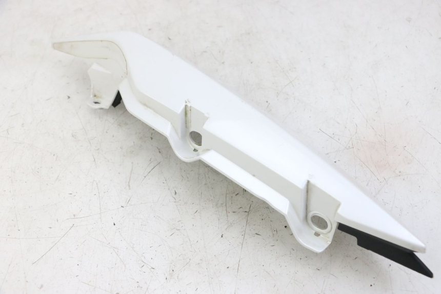 photo de REAR RIGHT PANEL YAMAHA XJ6 ABS 600 (2008 - 2016) - Zoom on usage condition