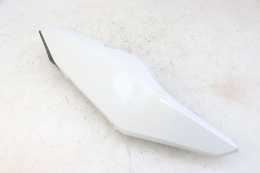 photo de REAR RIGHT PANEL YAMAHA XJ6 ABS 600 (2008 - 2016) - Additional view of the item