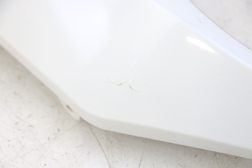 photo de REAR RIGHT PANEL YAMAHA XJ6 ABS 600 (2008 - 2016) - Distinctive features