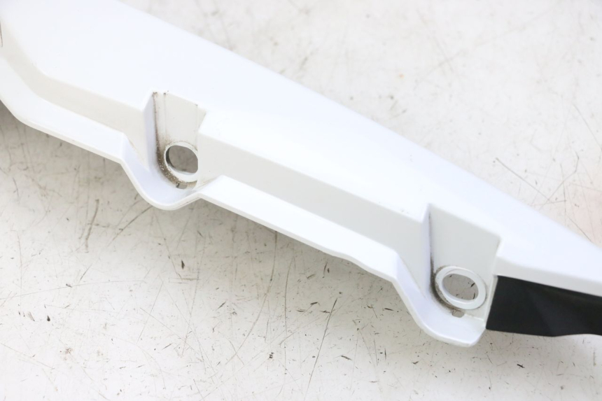 photo de REAR RIGHT PANEL YAMAHA XJ6 ABS 600 (2008 - 2016) - Checked used part