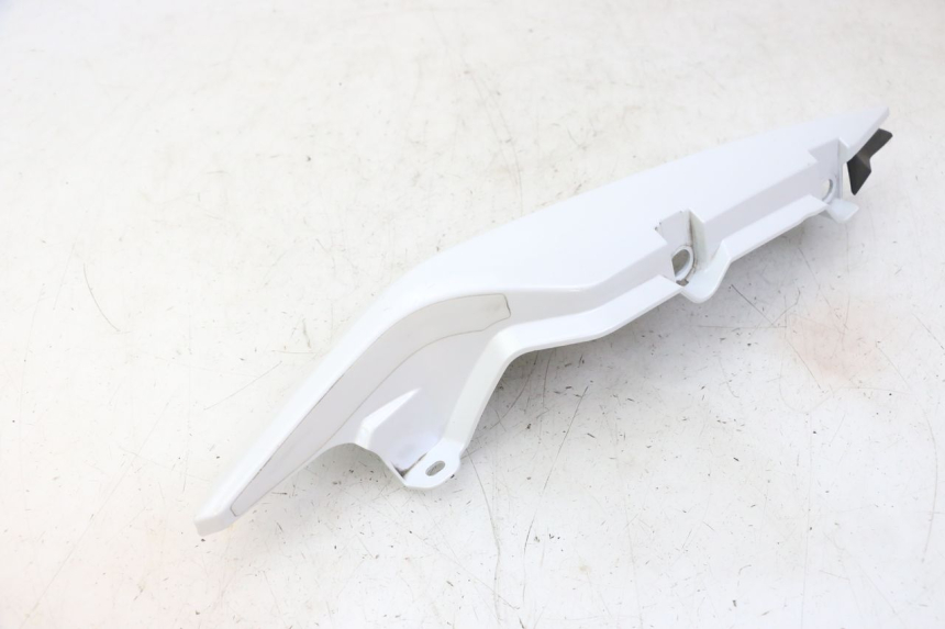 photo de REAR RIGHT PANEL YAMAHA XJ6 ABS 600 (2008 - 2016) - Markings and original references