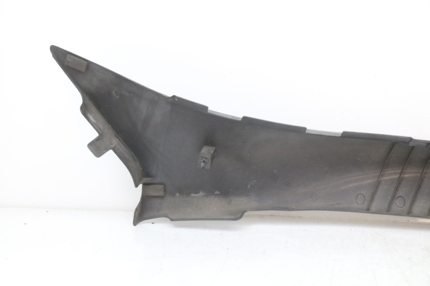 photo de REAR RIGHT PANEL YAMAHA XJ600 XJ DIVERSION 600 (1992 - 1997) - Zoom on usage condition