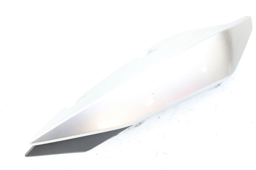 photo de REAR RIGHT PANEL YAMAHA XJ6 600 (2008 - 2016) - Alternative perspective