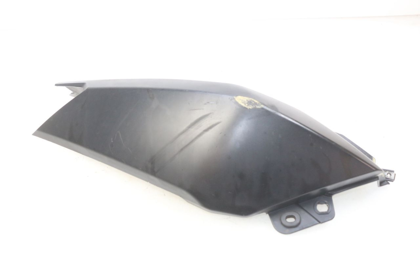 photo de RIGHT REAR SIDE PANEL YAMASAKI YM T 125 (2015 - 2020) - Technical close-up