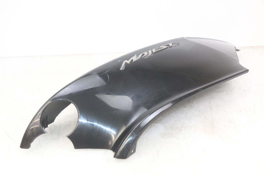 photo de RIGHT REAR SIDE PANEL YAMAHA YP MAJESTY 125 (2007 - 2010) - Fixing points details
