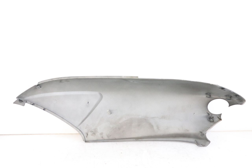 photo de REAR RIGHT PANEL YAMAHA YP MAJESTY 125 (2002 - 2006) - Alternative perspective