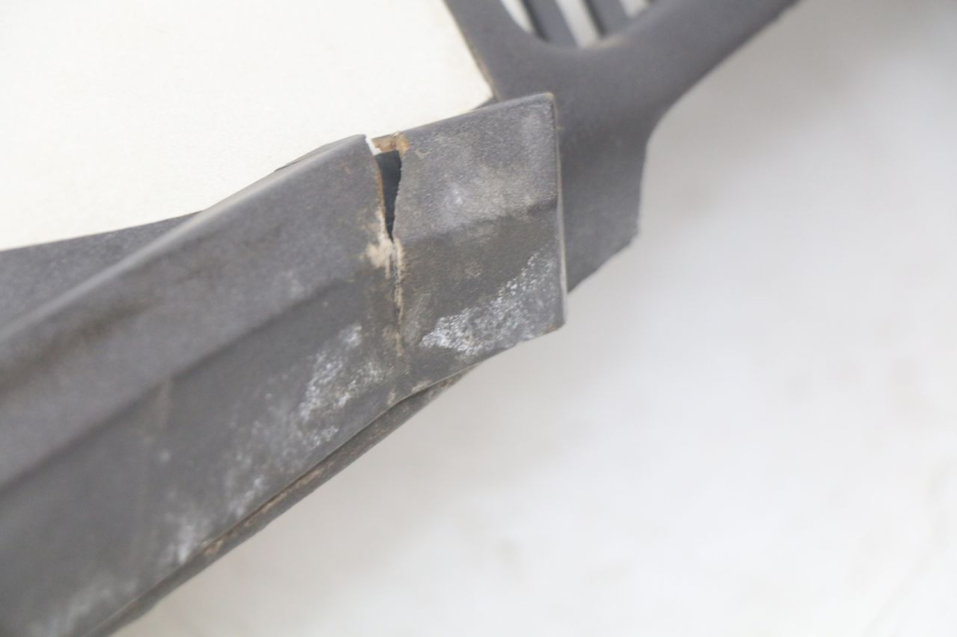 photo de RIGHT REAR SIDE PANEL YIYING YY50QT-10 50 (2007 - 2022) - Checked used part