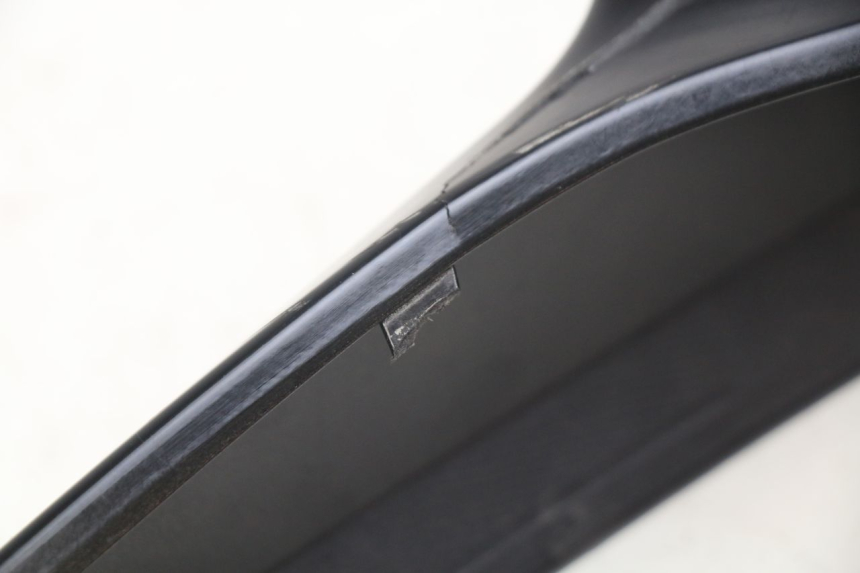 photo de RIGHT REAR SIDE PANEL KAWASAKI Z 650 (2016 - 2019) - Zoom on usage condition