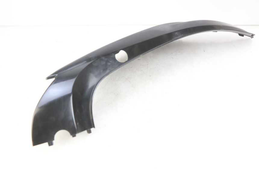 photo de LEFT REAR SIDE PANEL KYMCO AGILITY 16+ 4T 50 (2018 - 2023) - Technical close-up