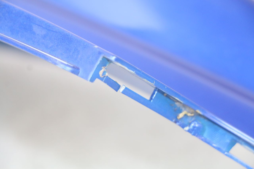 photo de LEFT REAR SIDE PANEL KYMCO AGILITY 4T 50 (2005 - 2018) - Surface and material condition