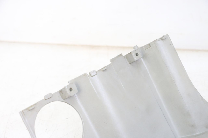 photo de LEFT REAR SIDE PANEL KYMCO AGILITY 4T 50 (2018 - 2022) - Surface and material condition