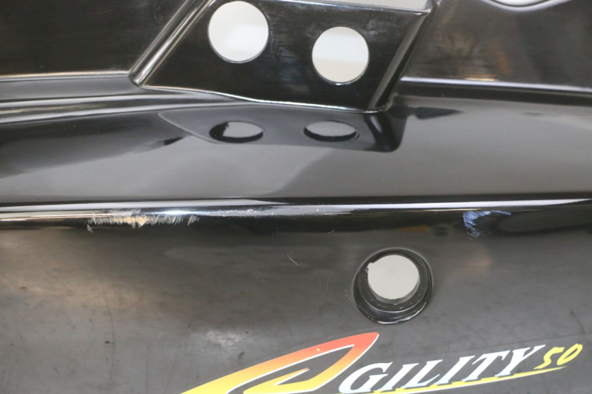 photo de LEFT REAR SIDE PANEL KYMCO AGILITY 4T 50 (2005 - 2018) - Additional view of the item