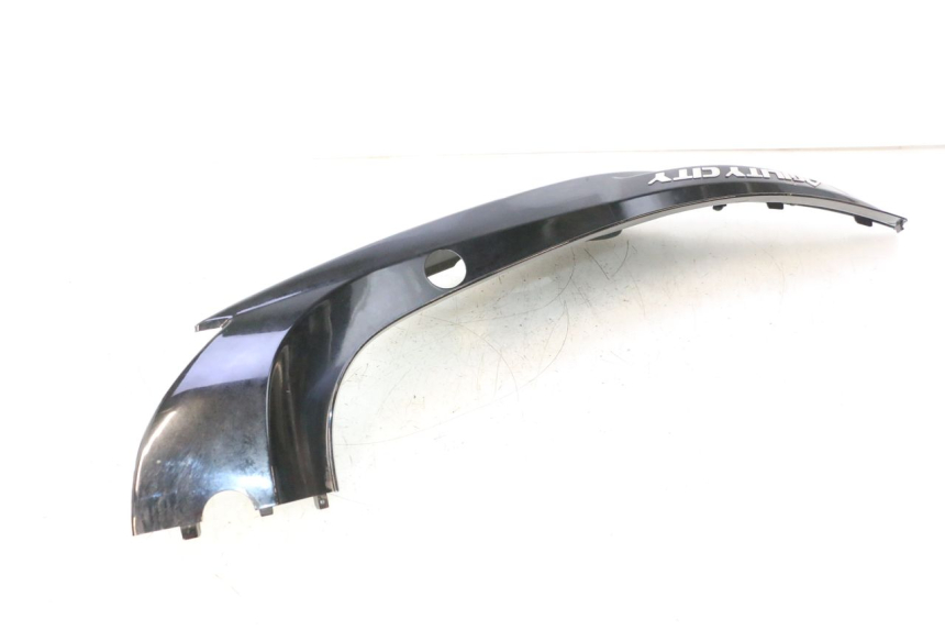 photo de REAR LEFT PANEL KYMCO AGILITY CITY 16P 125 (2015 - 2024) - Fixing points details