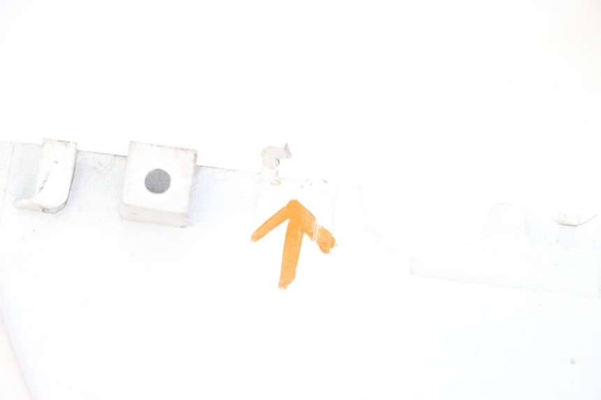 photo de REAR LEFT PANEL KYMCO AGILITY RS 4T 50 (2009 - 2013) - Alternative perspective