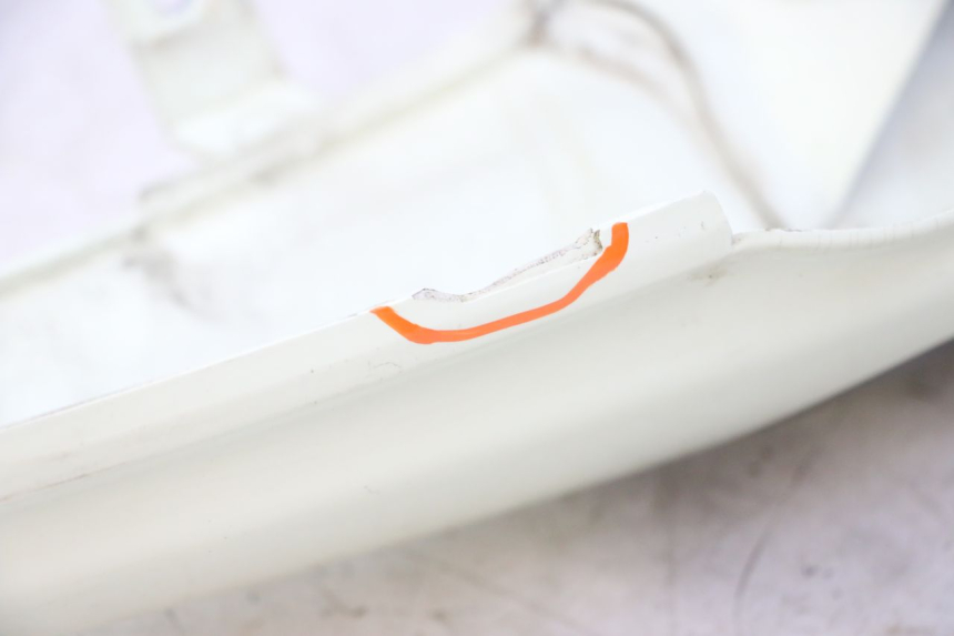 photo de LEFT REAR SIDE PANEL BMW C1 125 (2000 - 2003) - Zoom on usage condition