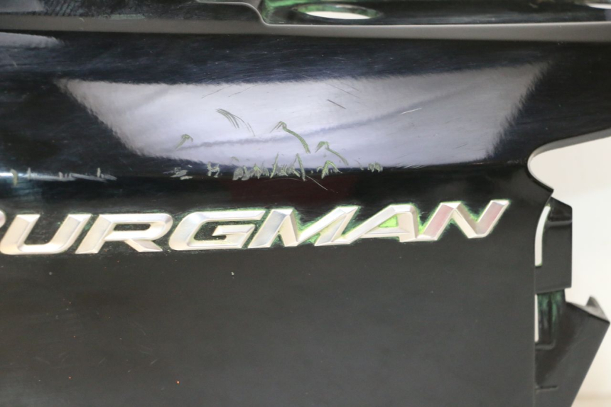 photo de REAR LEFT PANEL SUZUKI BURGMAN 125 (2007 - 2014) - Focus on structure