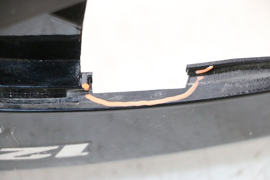 photo de REAR LEFT PANEL SUZUKI BURGMAN 125 (2007 - 2014) - Technical close-up