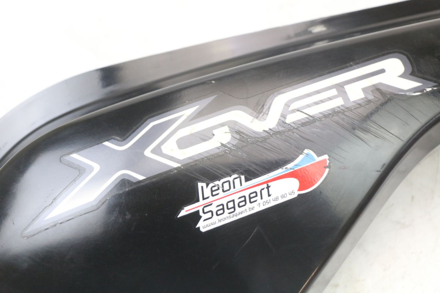 photo de LEFT REAR SIDE PANEL YAMAHA BW'S BWS 125 (2010 - 2013) - Alternative perspective