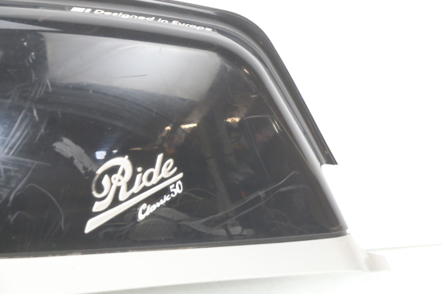 photo de LEFT REAR SIDE PANEL RIDE CLASSIC 2T 50 (2014 - 2022) - Additional view of the item