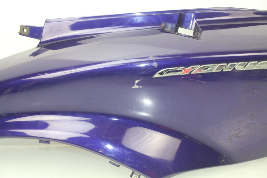 photo de LEFT REAR SIDE PANEL YAMAHA CYGNUS X 125 (2004 - 2007) - Surface and material condition