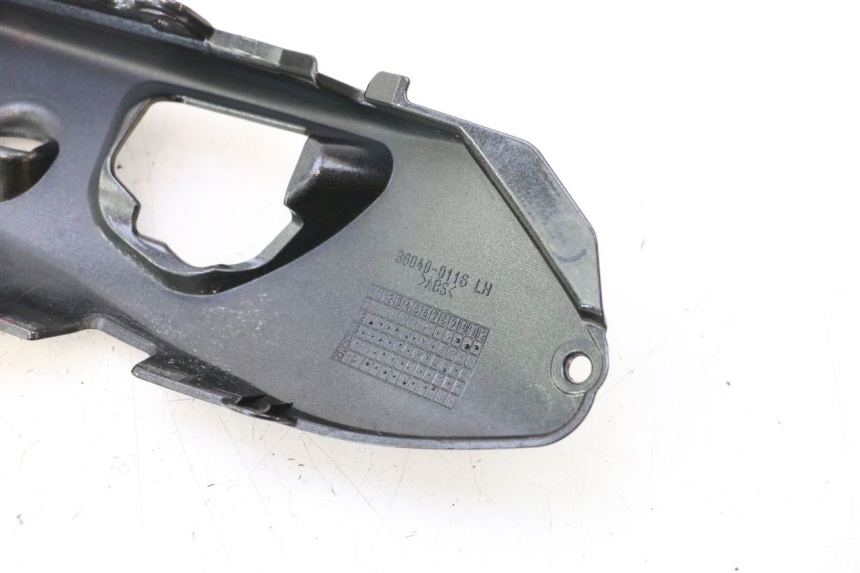 photo de LEFT REAR SIDE PANEL KAWASAKI ER-6 ER6 F ABS 650 (2012 - 2016) - Technical close-up