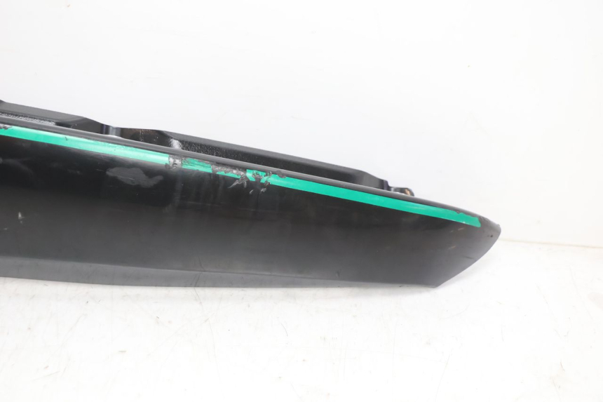photo de REAR LEFT PANEL KAWASAKI ER-6 ER6 N 650 (2005 - 2009) - Zoom on usage condition