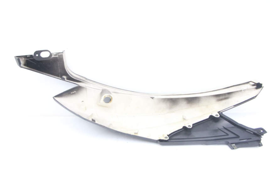 photo de LEFT REAR SIDE PANEL JM MOTORS EVOLIS 4T 50 (2018 - 2022) - Technical close-up