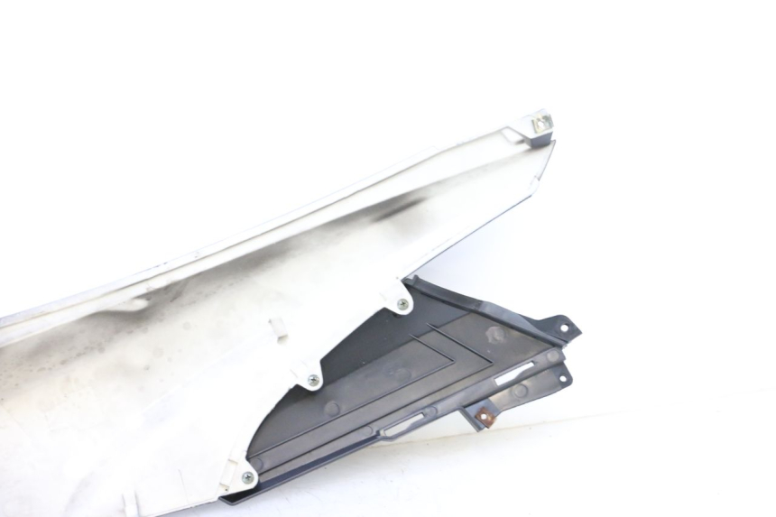 photo de LEFT REAR SIDE PANEL JM MOTORS EVOLIS 4T 50 (2018 - 2022) - Fixing points details