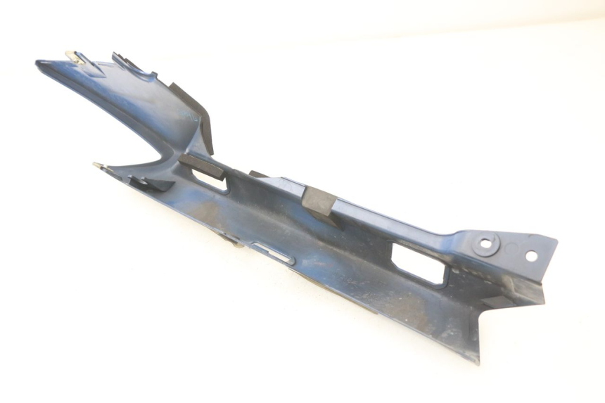 photo de REAR LEFT PANEL YAMAHA FJR ABS 1300 (2006 - 2012) - Alternative perspective