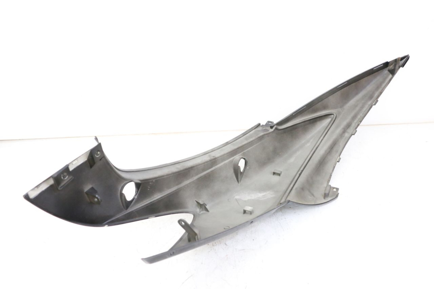 photo de REAR LEFT PANEL MBK FLAME X 125 (2007 - 2016) - Technical close-up