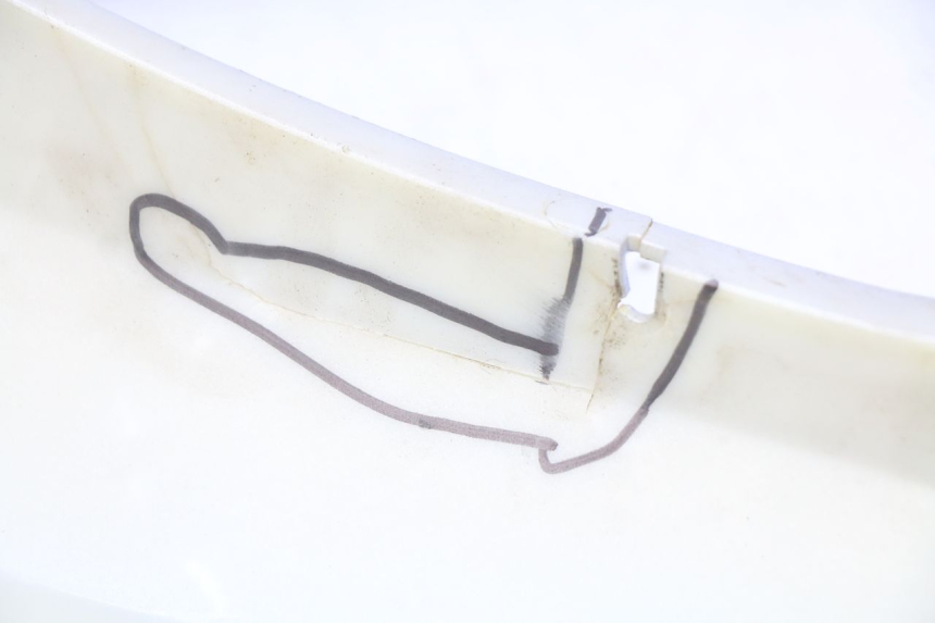 photo de LEFT REAR SIDE PANEL PIAGGIO FLY 100 (2006 - 2010) - Zoom on usage condition