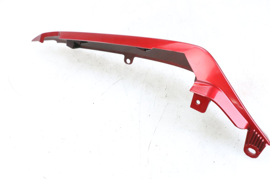 photo de REAR LEFT PANEL YAMAHA FZ1 FAZER 1000 (2007 - 2009) - Technical close-up