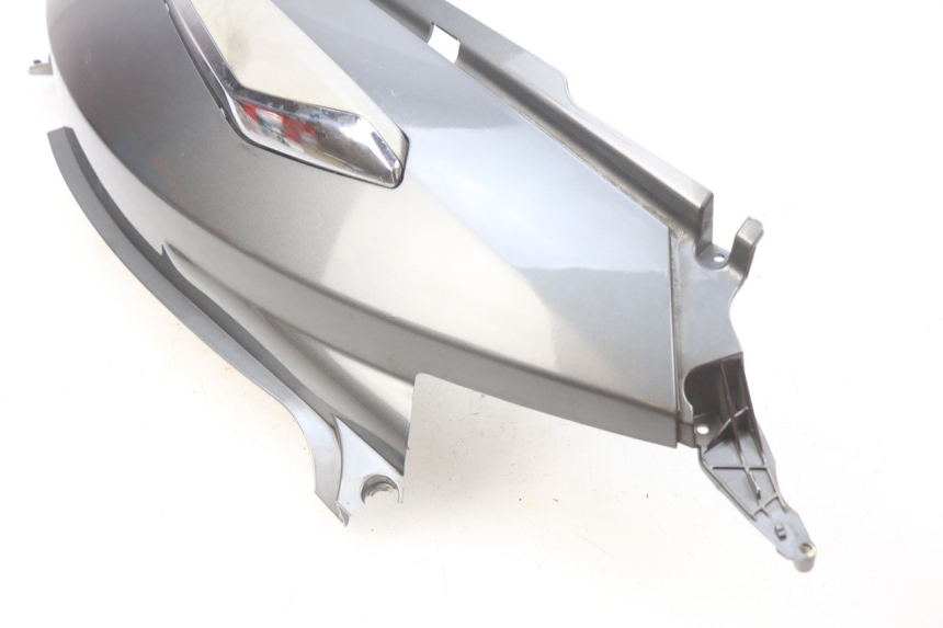 photo de LEFT REAR SIDE PANEL PEUGEOT GEOPOLIS 400 (2007 - 2013) - Zoom on usage condition