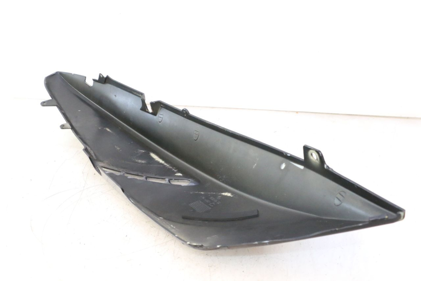 photo de REAR LEFT PANEL GILERA GP 800 (2007 - 2013) - Additional view of the item